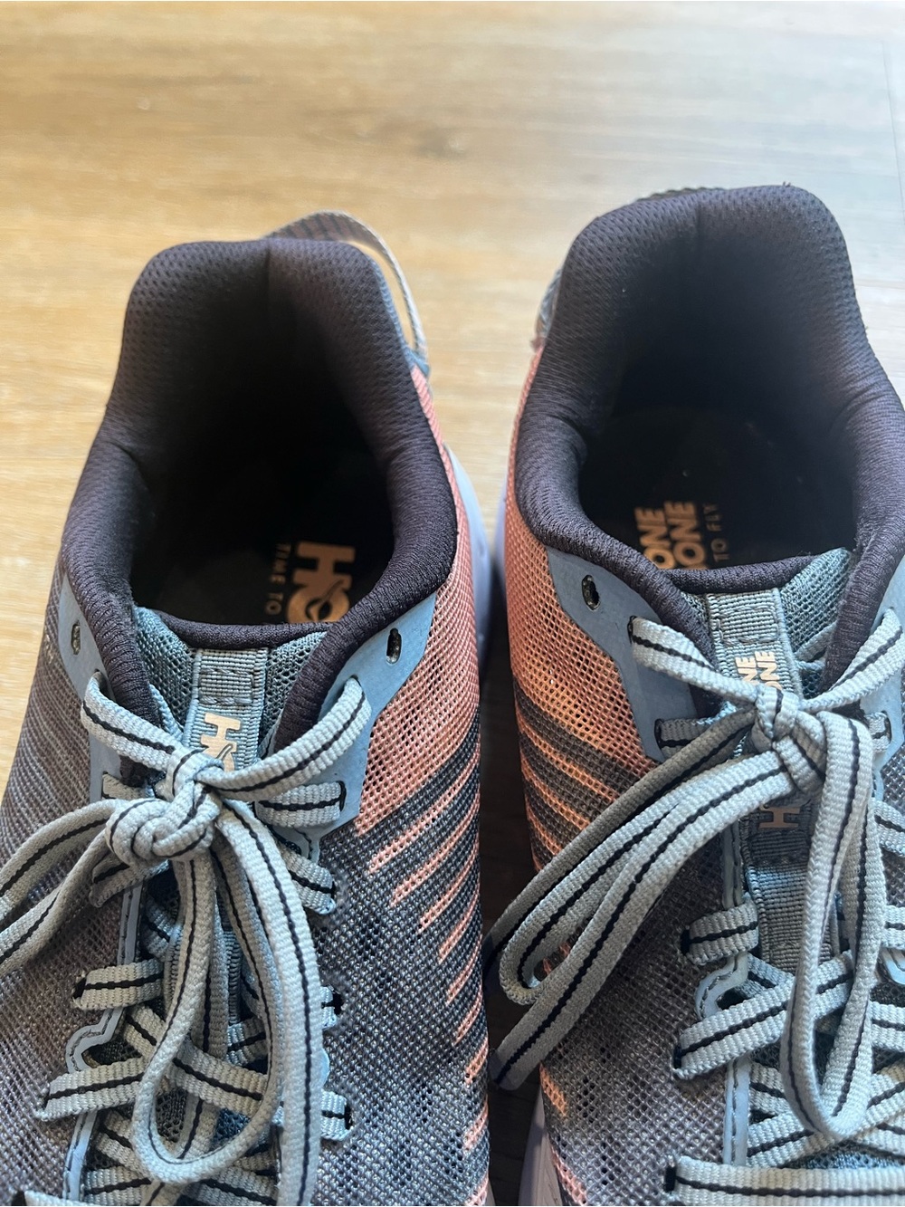 Hoka Women's Slate Gray and Peach Performance Running Shoe (send offer) - Picture 6 of 8